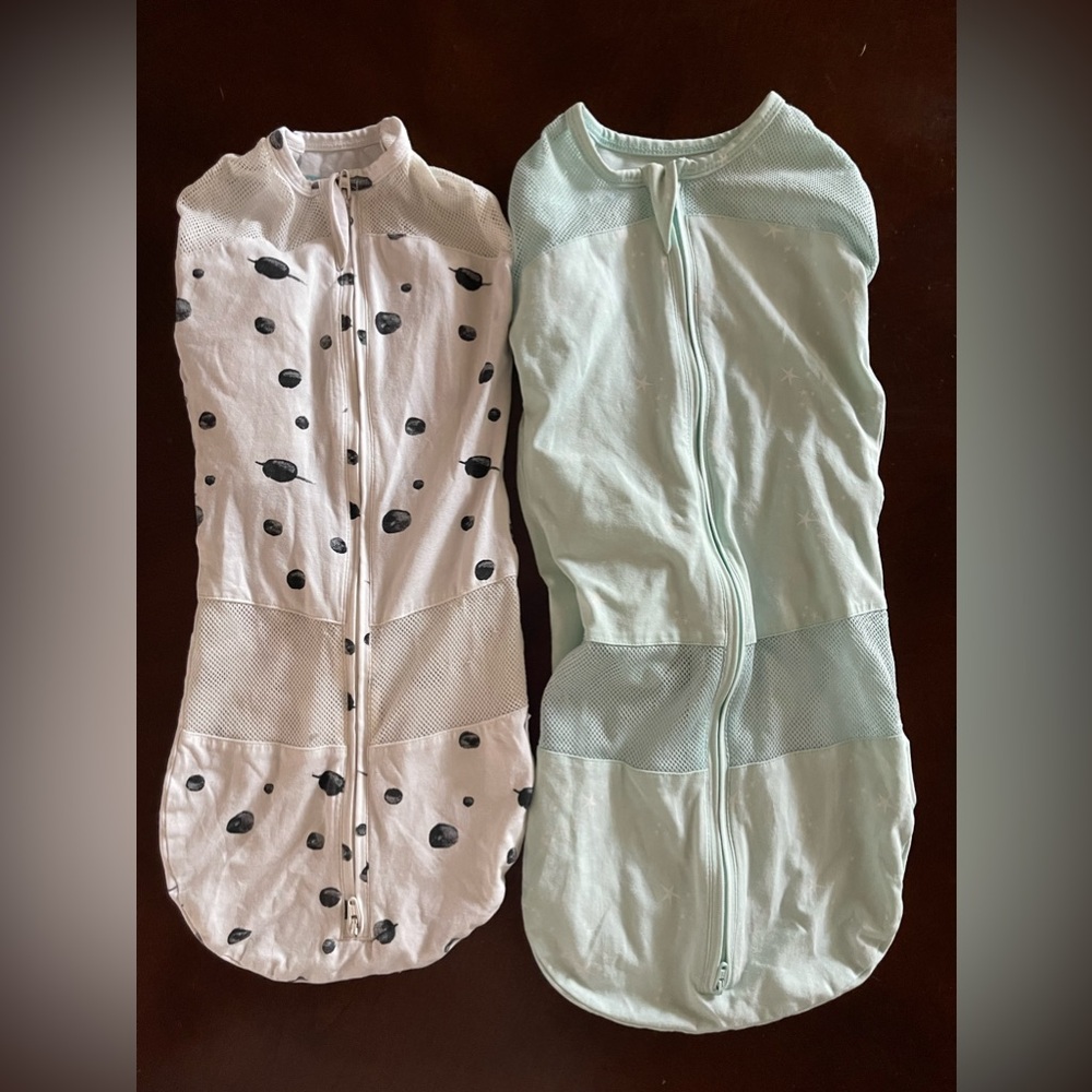Happiest baby snoo baby sleep sacks/sleepea